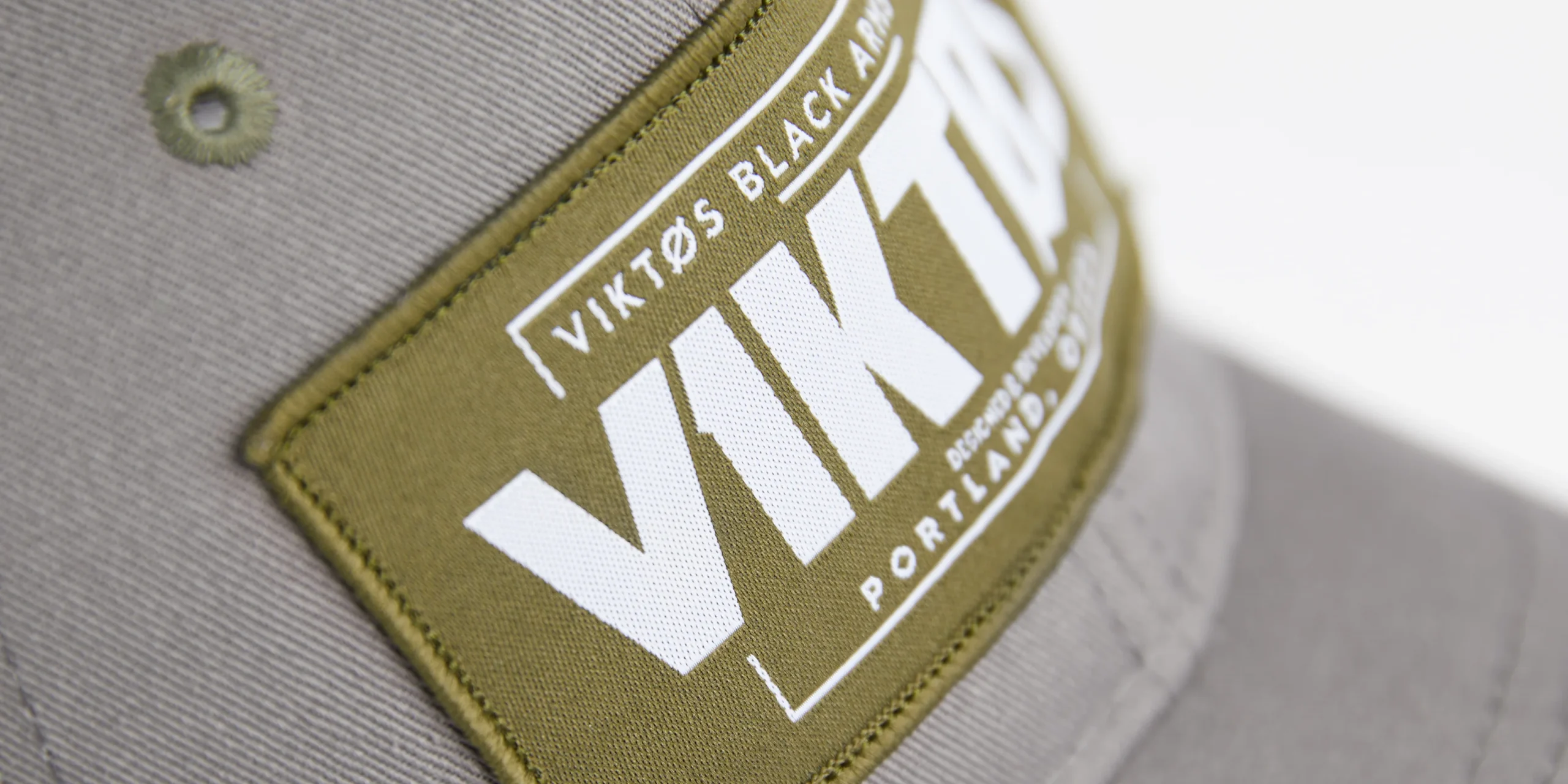 Hooktown-Hat-Greyman-Detail-1